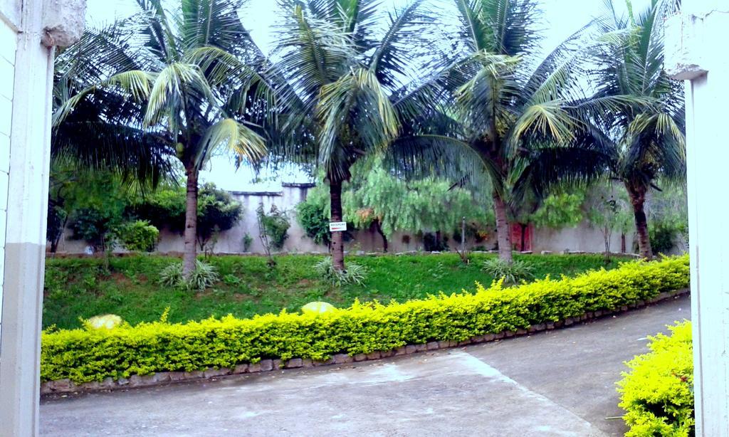 Eden Hotel